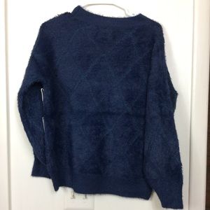 Women’s O & O Brand Royal Blue Sweater Medium